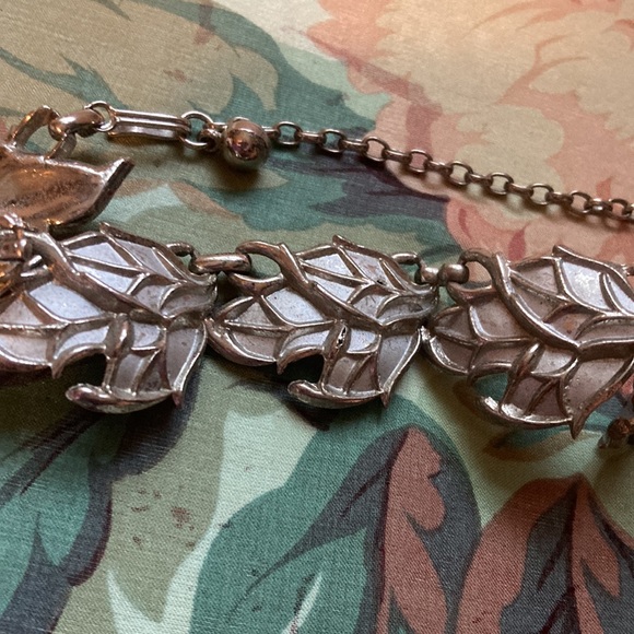 Leaf Linked Collar Necklace Cosplay Elf Druid - Picture 3 of 3
